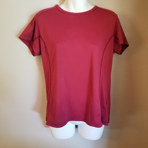 Columbia Tops - Columbia titanium large red athletic Tshirt